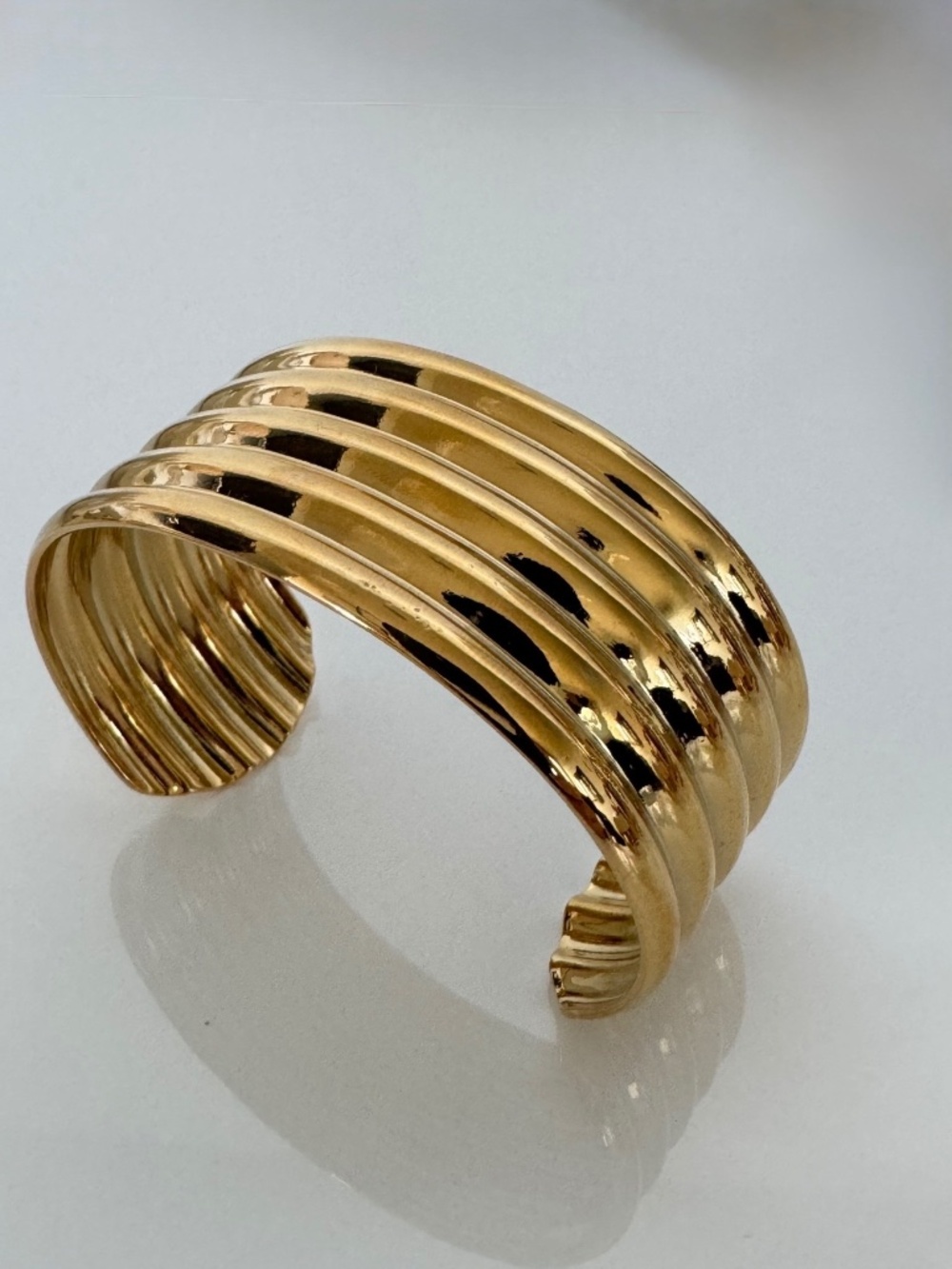 NWOT. Stripe Bangle 18k Gold plated & Stainless Steel